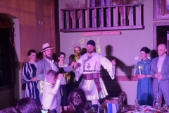 Κυριακή 23 Ιουλίου: Εναρκτήρια εκδήλωση του Θερινού Σχολείου με την παράσταση «Δημητσάνα, τόπος από μνήμης». Επιμέλεια: Λαογραφική Εστία Τρίπολης.